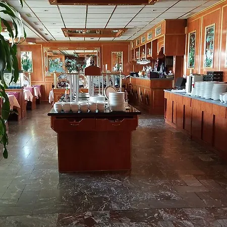Hotel Alka 3*